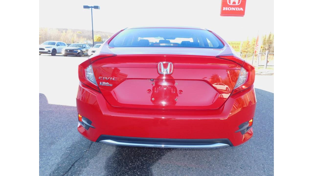 2021 Honda Civic LX Image principale