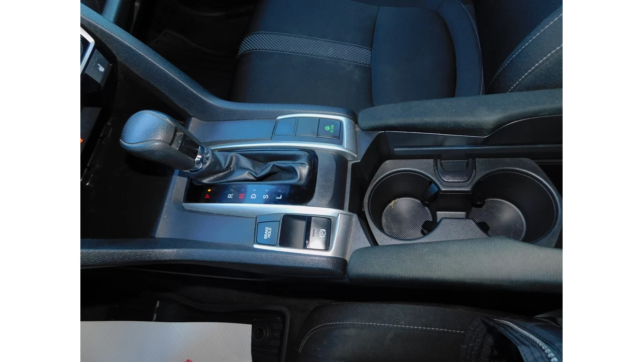 2021 Honda Civic LX Image principale