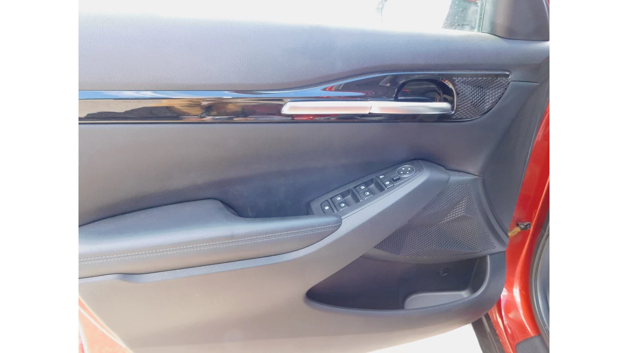 2021 Kia Seltos EX Main Image