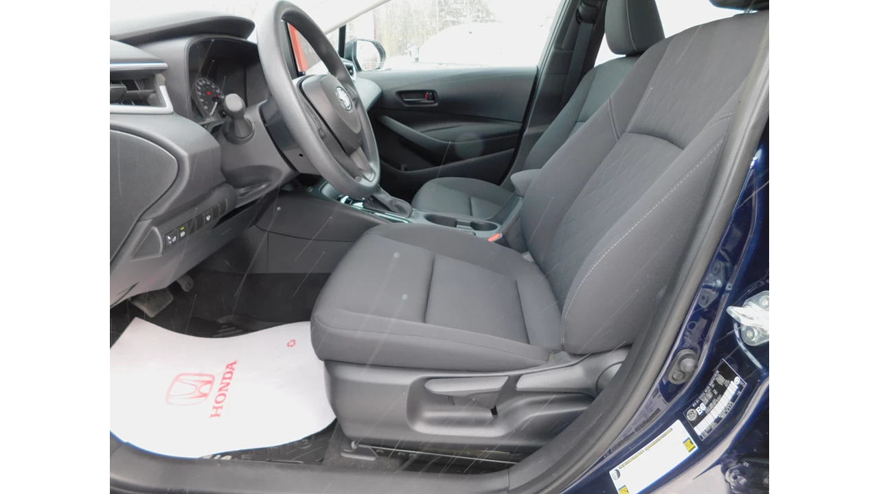 2024 Toyota Corolla L/LE Image principale