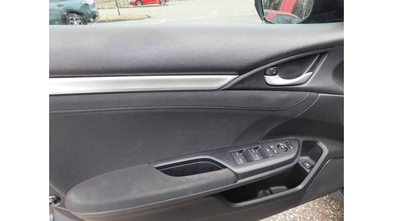 2019 Honda Civic EX Main Image