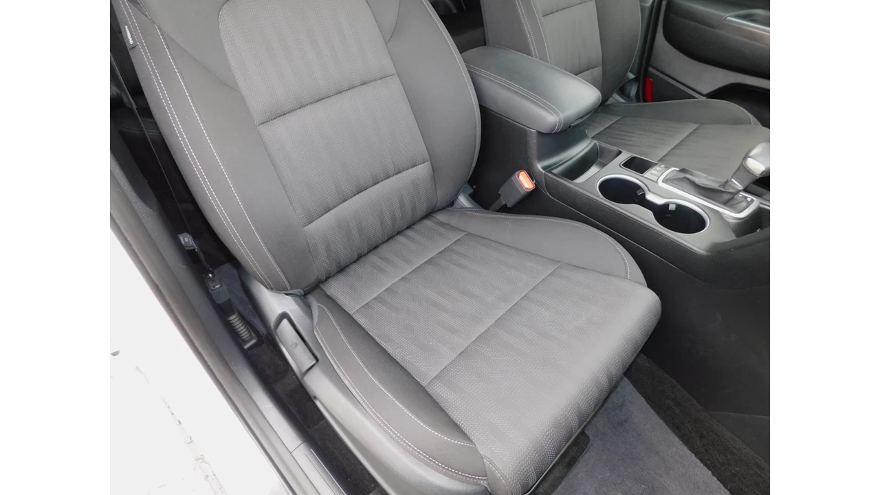 2022 Kia Sportage LX Main Image