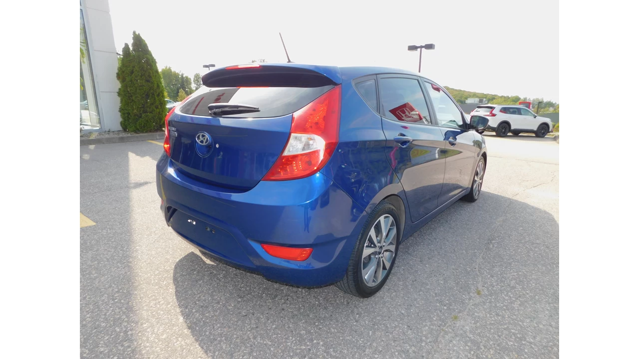 2016 Hyundai Accent GL Main Image