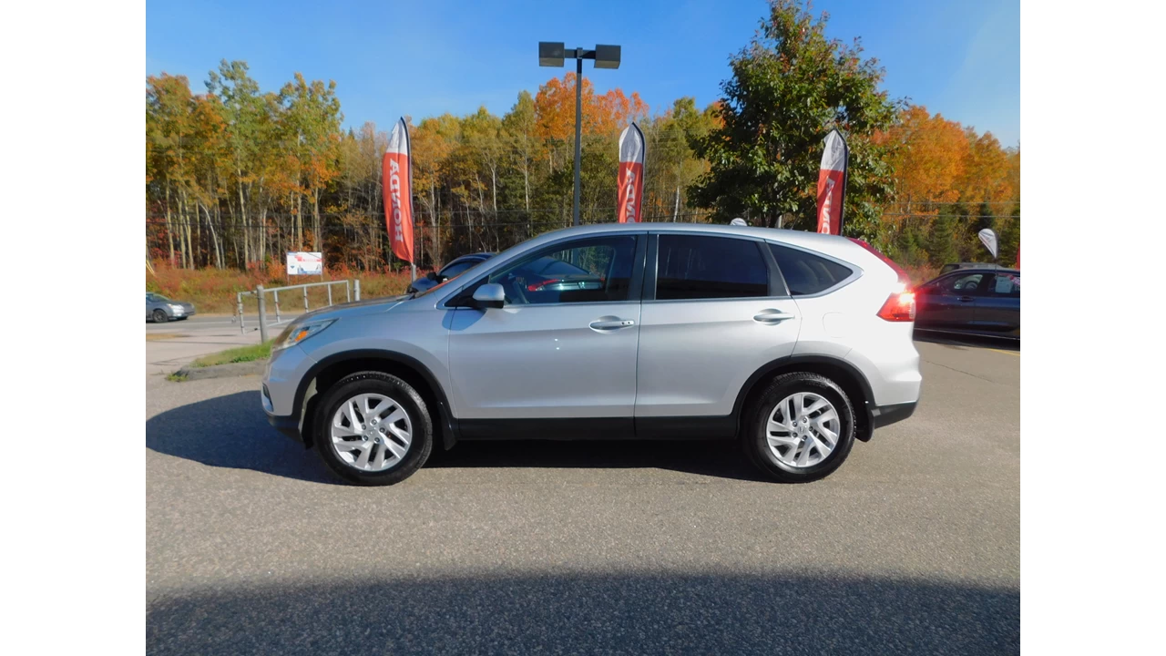 2015 Honda CR-V SE Main Image