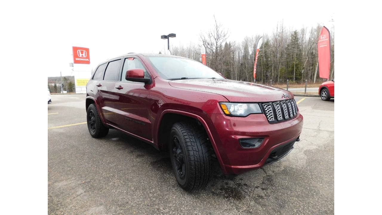 2019 Jeep Grand Cherokee Altitude IV Main Image