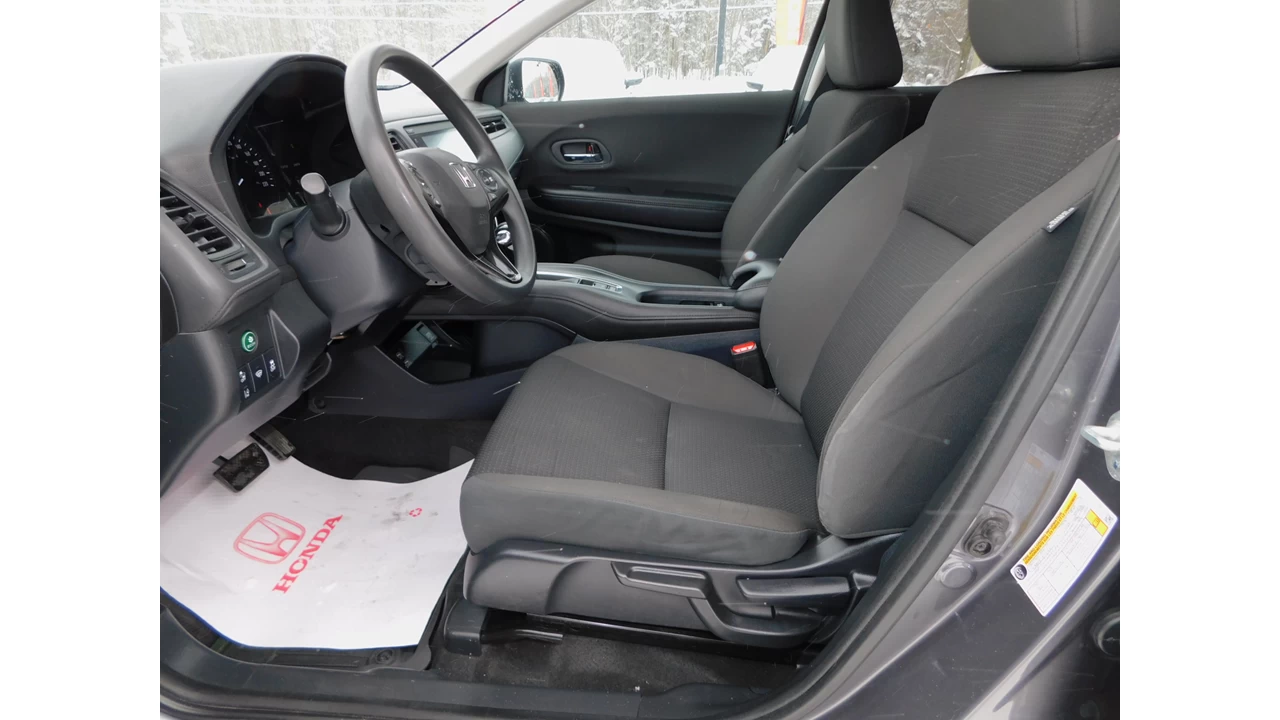 2021 Honda HR-V LX Main Image