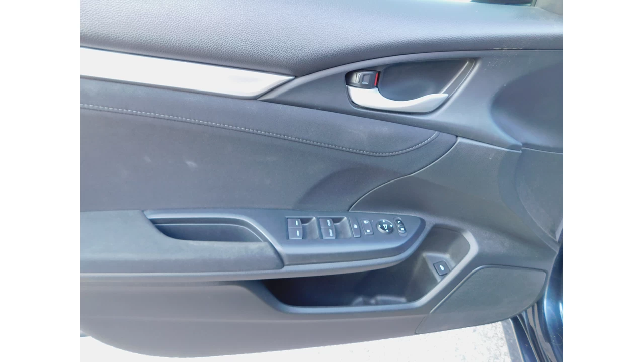 2019 Honda Civic EX Main Image
