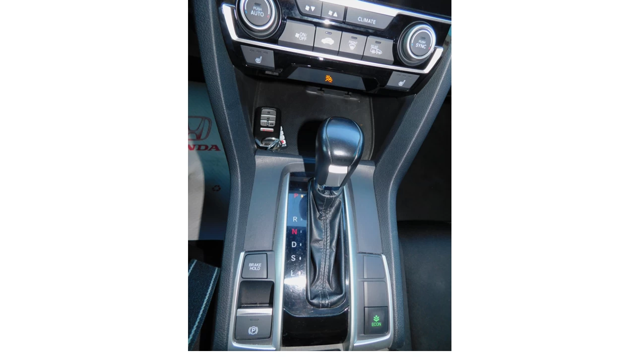 2019 Honda Civic EX Main Image
