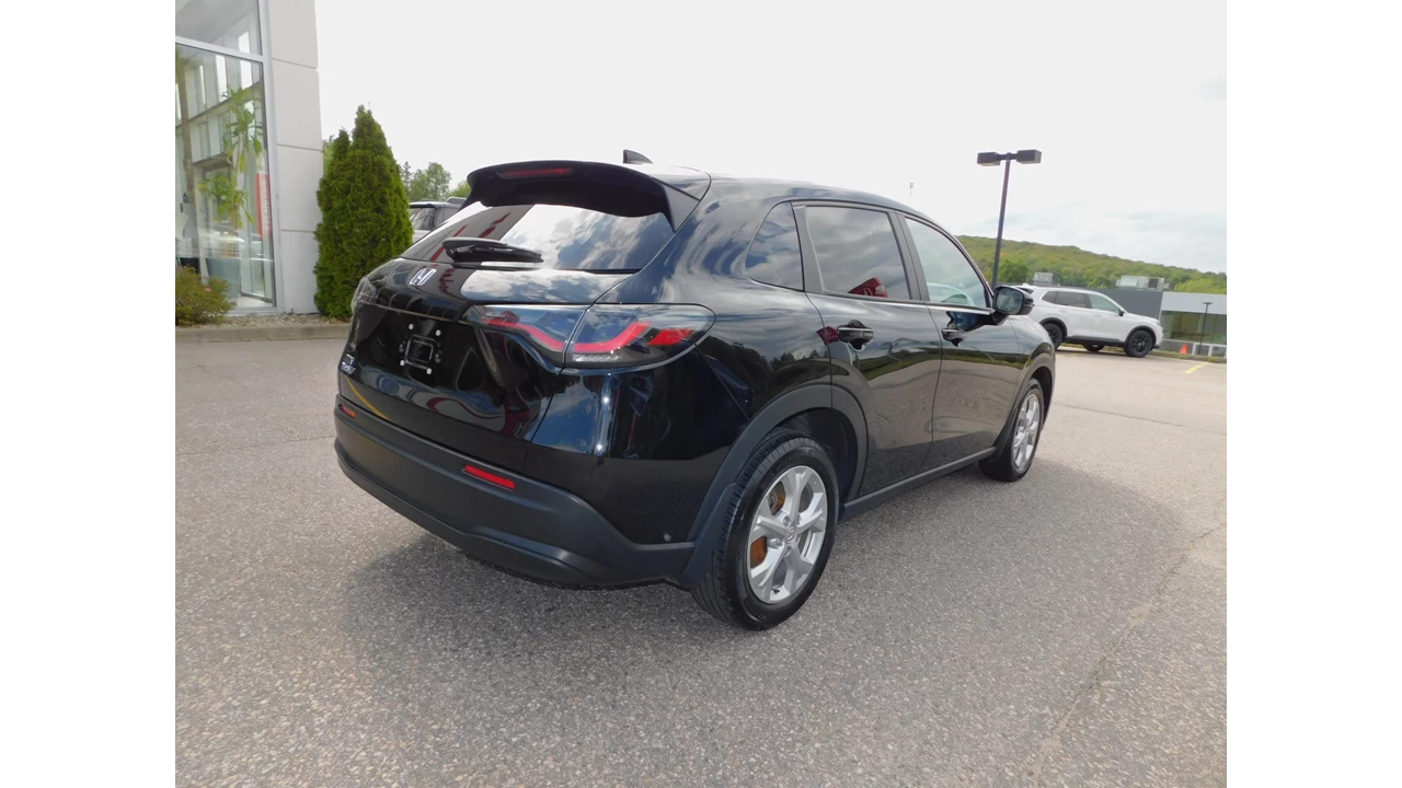 2023 Honda HR-V LX Main Image