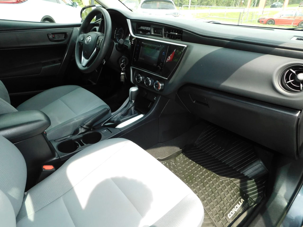 2018 Toyota Corolla L Image principale