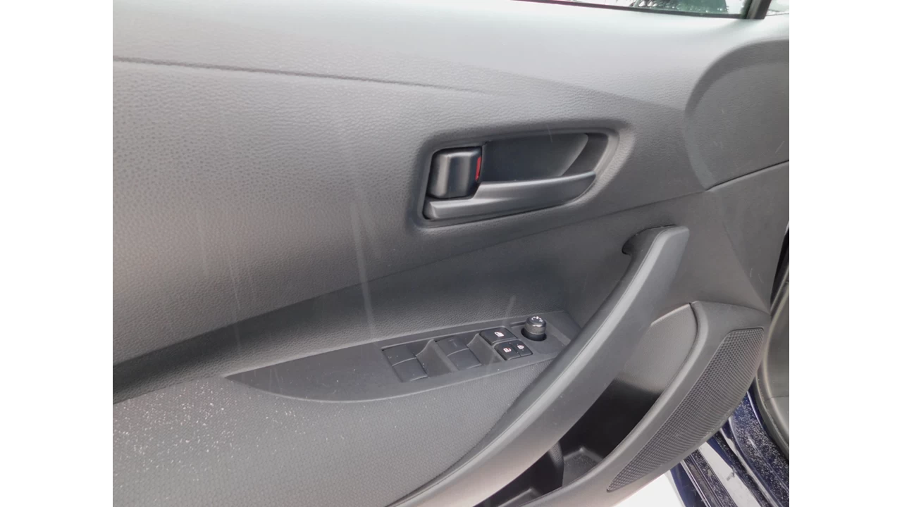 2024 Toyota Corolla L/LE Image principale