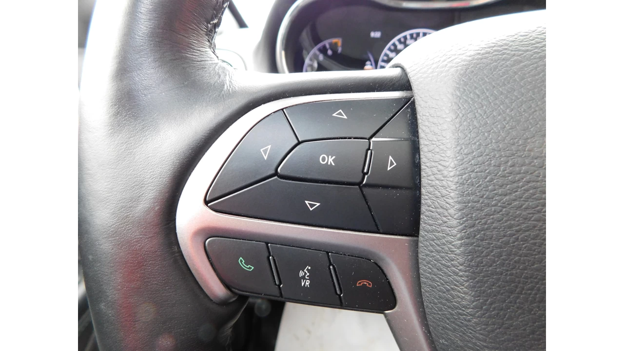 2019 Jeep Grand Cherokee Altitude IV Main Image