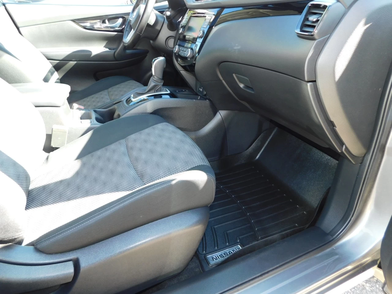 2022 Nissan Qashqai SV Image principale