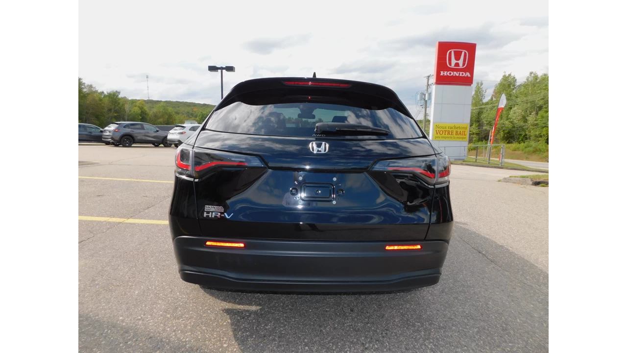 2023 Honda HR-V LX Main Image